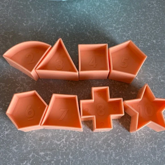 Tupperware Shape-O-Ball - Picture 2 of 8